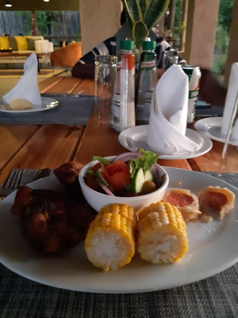 Xhabe Safari Lodge Chobe Muchenje 외부 사진