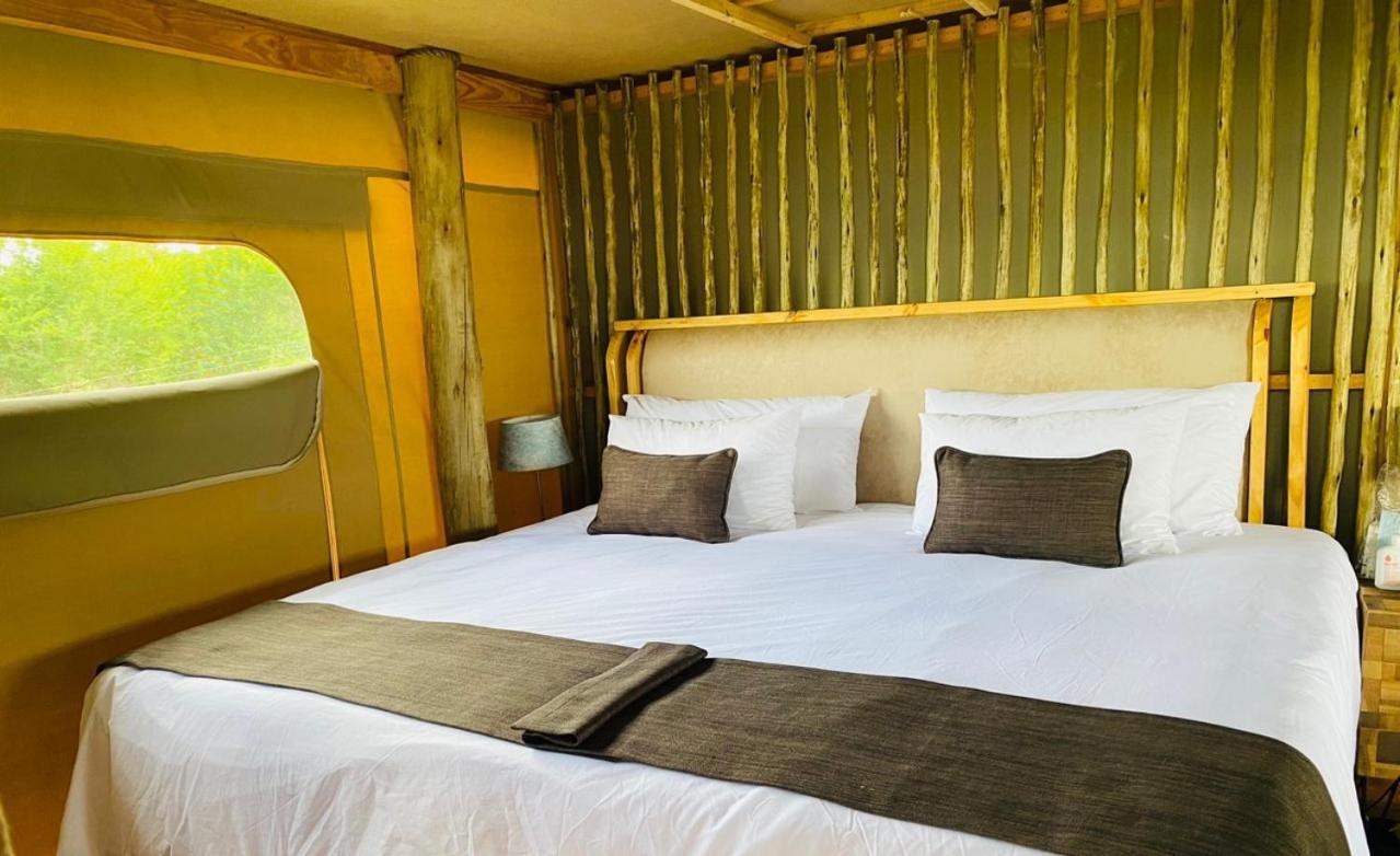 Xhabe Safari Lodge Chobe Muchenje 외부 사진