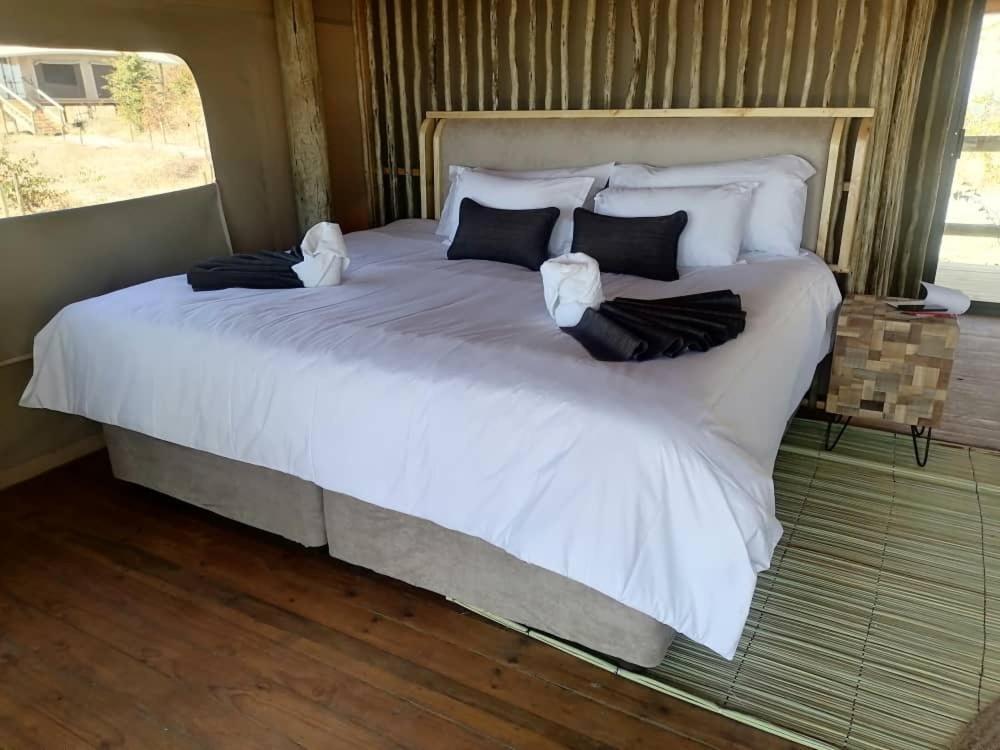 Xhabe Safari Lodge Chobe Muchenje 외부 사진